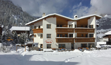 Garni Raetia a Corvara nelle Dolomiti