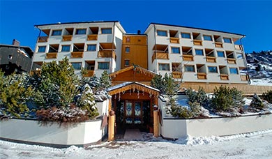 Hotel Grifone auf dem Campolongo Pass zwischen Corvara / Alta Badia und Arabba