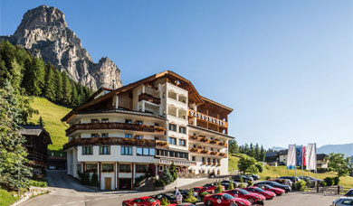 Hotel Sassongher a Corvara in inverno